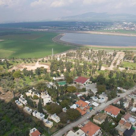 Hi - Maayan Harod Hostel Gid'ona Екстериор снимка