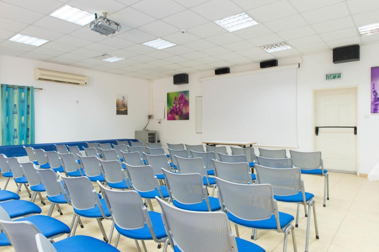 Hi - Maayan Harod Hostel Gid'ona Екстериор снимка