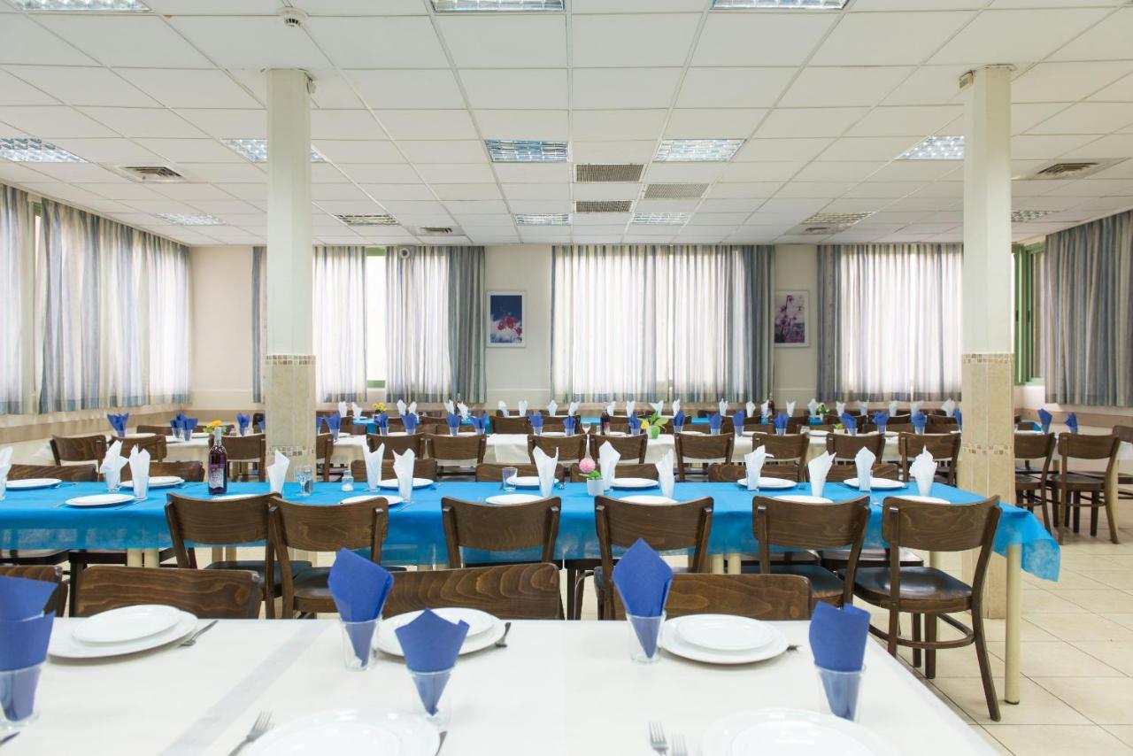 Hi - Maayan Harod Hostel Gid'ona Екстериор снимка