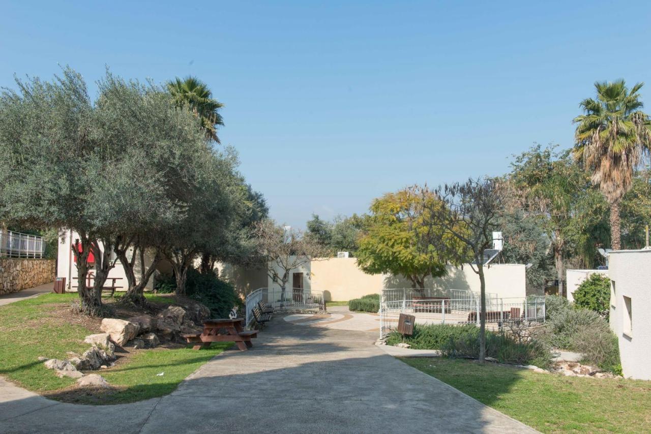 Hi - Maayan Harod Hostel Gid'ona Екстериор снимка
